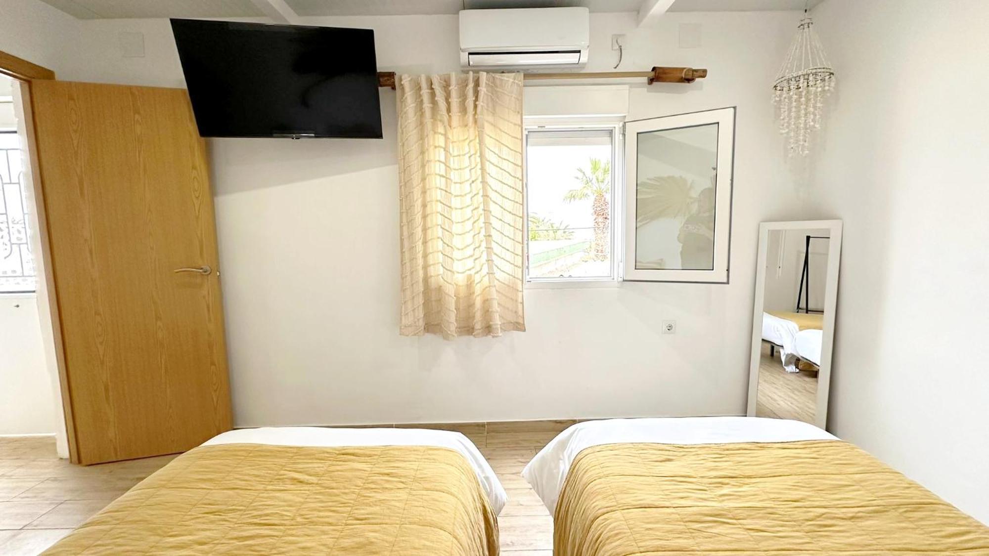 Beach House Marea Coral เมลีญา ภายนอก รูปภาพ